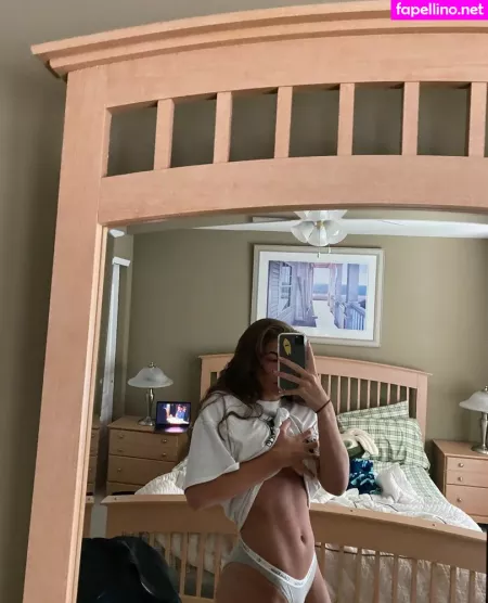 Andrea Posnerrr OnlyFans Thumbnail #99w0TVUELN