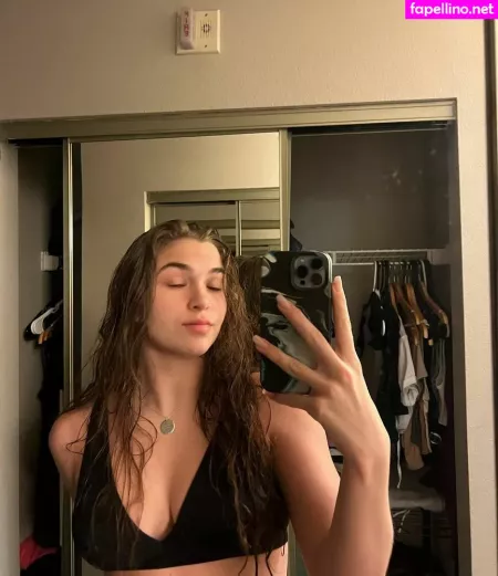 Andrea Posnerrr OnlyFans Thumbnail #mxwTyTmoK6