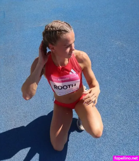 Andrea Rooth OnlyFans Thumbnail #R0wd26uioC