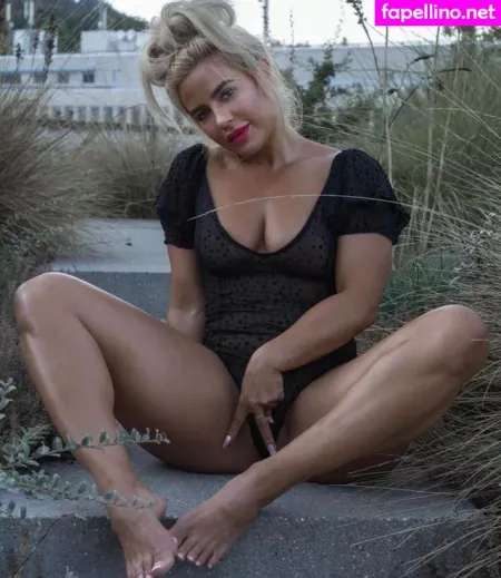 Andrea Schaerer OnlyFans Thumbnail #Nb3TUqsvOR