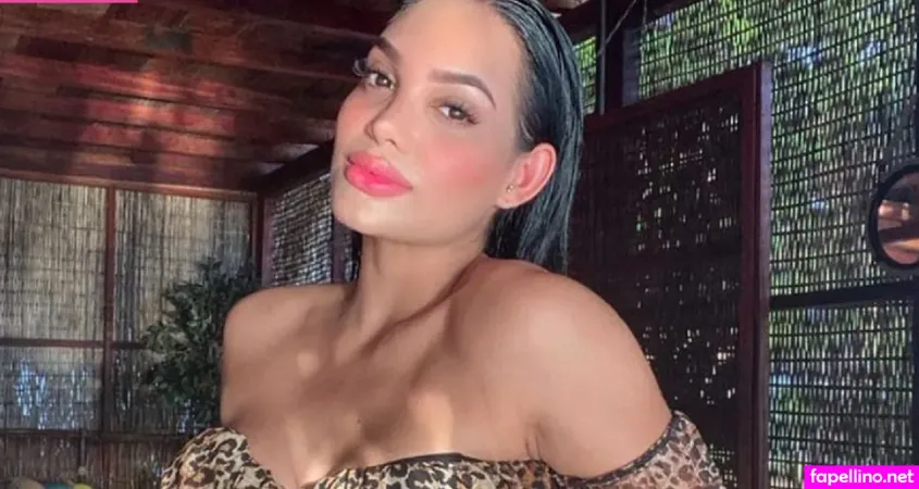 Andrea Valdiri OnlyFans Thumbnail #HuzPW36tA4