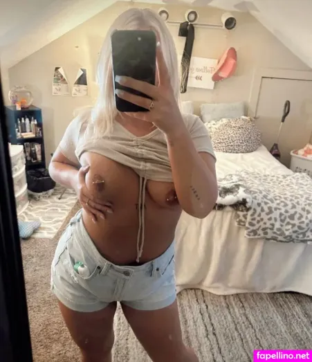 Andreaa Lol0 Main Profile Photo