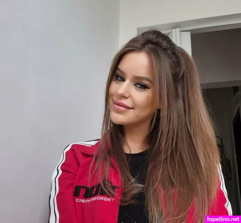 Andreaakse OnlyFans Thumbnail #AiXsY9vmBy