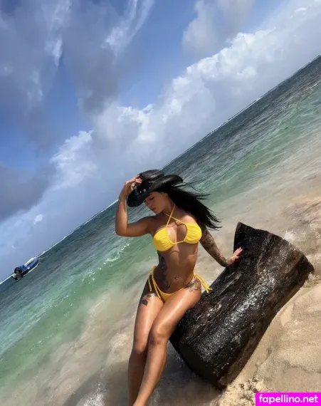 Andreaalvarezzz OnlyFans Thumbnail #ta9FizLcIe