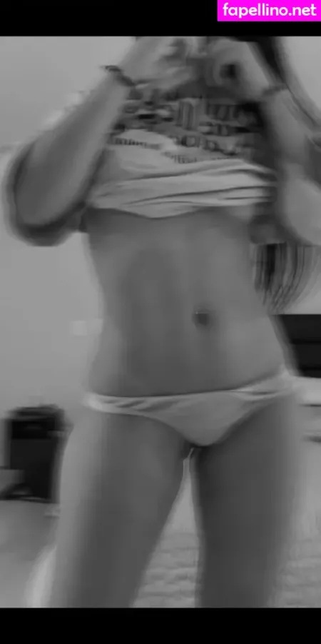 Andreabrownvera OnlyFans Thumbnail #8r0jC21XA1