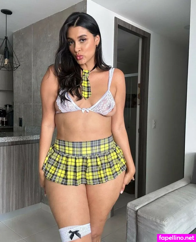 Avrilsecretary, andrea_guti_of, andreaguti Nude Leaked OnlyFans Photo #A9ChvmPjRj