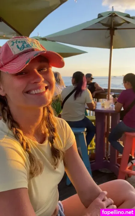 Andreakgblee OnlyFans Thumbnail #9eTTxJVRLD