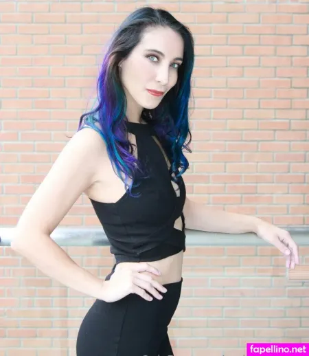 Andrealeeroth OnlyFans Thumbnail #jmFQ6wLWhK