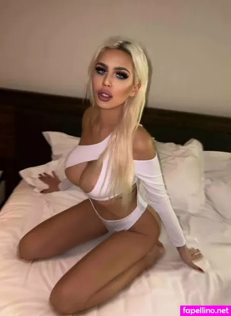 Andreatsbarbie OnlyFans Thumbnail #Ugv4OpxPLG
