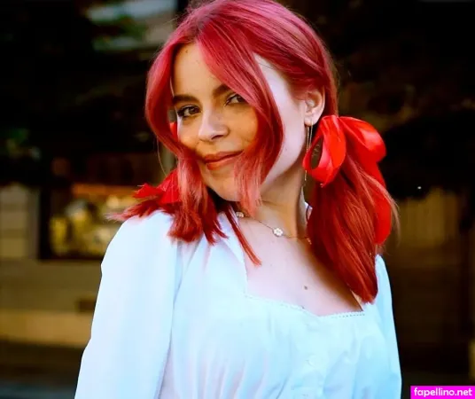 Andreea Munteanu OnlyFans Thumbnail #B73SrX9cTa