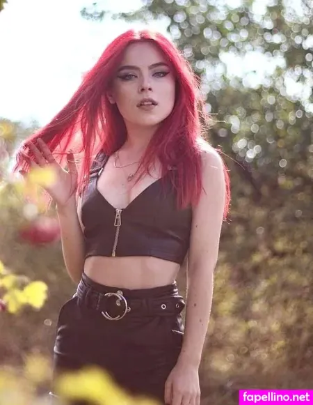 Andreea Munteanu OnlyFans Thumbnail #s9WloPjxmq