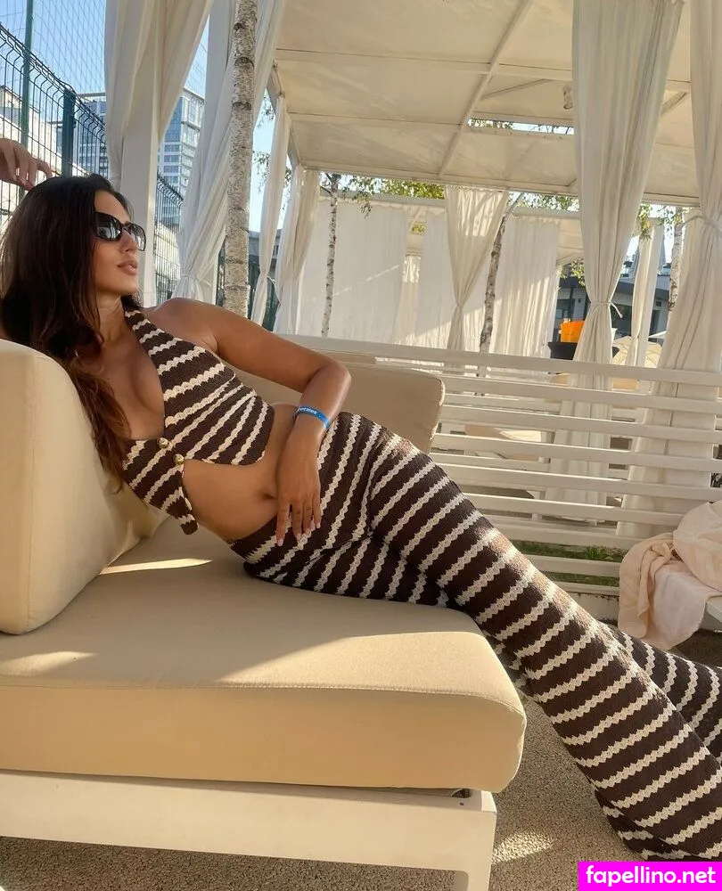 andreeaepetre Nude Leaked OnlyFans Photo #5R6DyrNV0d