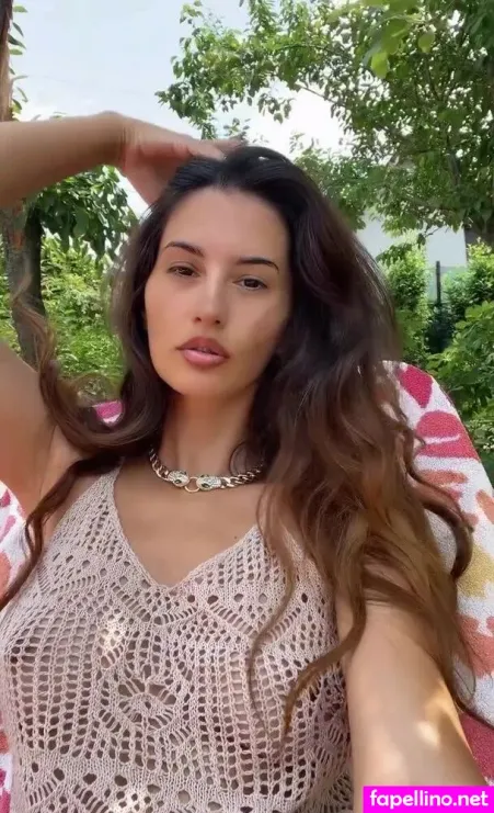 Andreea Petre OnlyFans Thumbnail #QxUunDsKbv