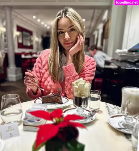 Andreea Ungur OnlyFans Thumbnail #YVOlkpeolf