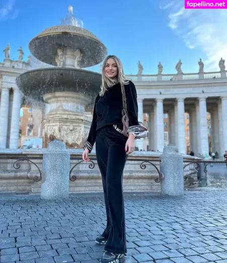 Andreea Ungur OnlyFans Thumbnail #iRvr37bzDM