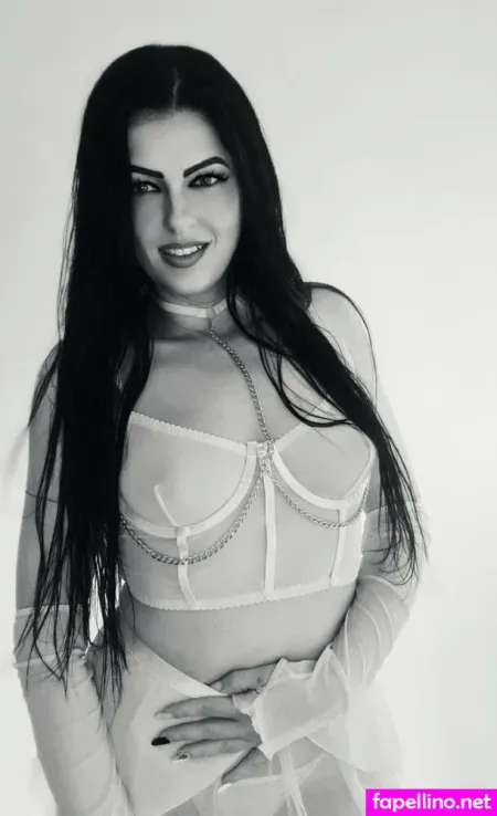 Andreea Whitefree OnlyFans Thumbnail #1HKGaNAH5W