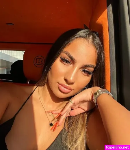 Andreea OnlyFans Thumbnail #3w8KlYKFu9