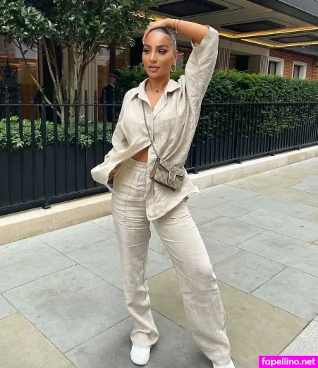 Andreea OnlyFans Thumbnail #icPHn6PsWc