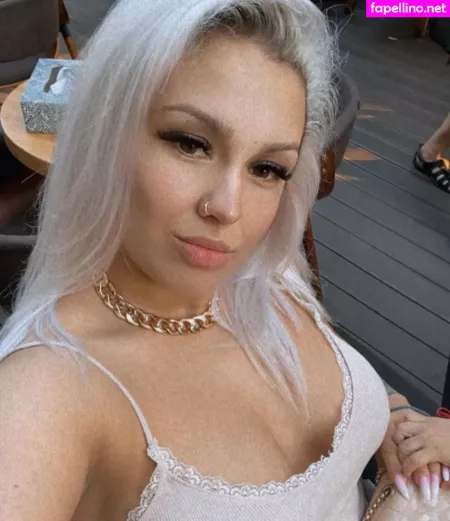Andreeaiuja OnlyFans Thumbnail #OnGlt2cAtJ