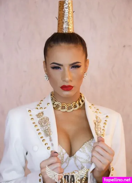 Andreeanicoletadinu OnlyFans Thumbnail #8NE8lzDdj6