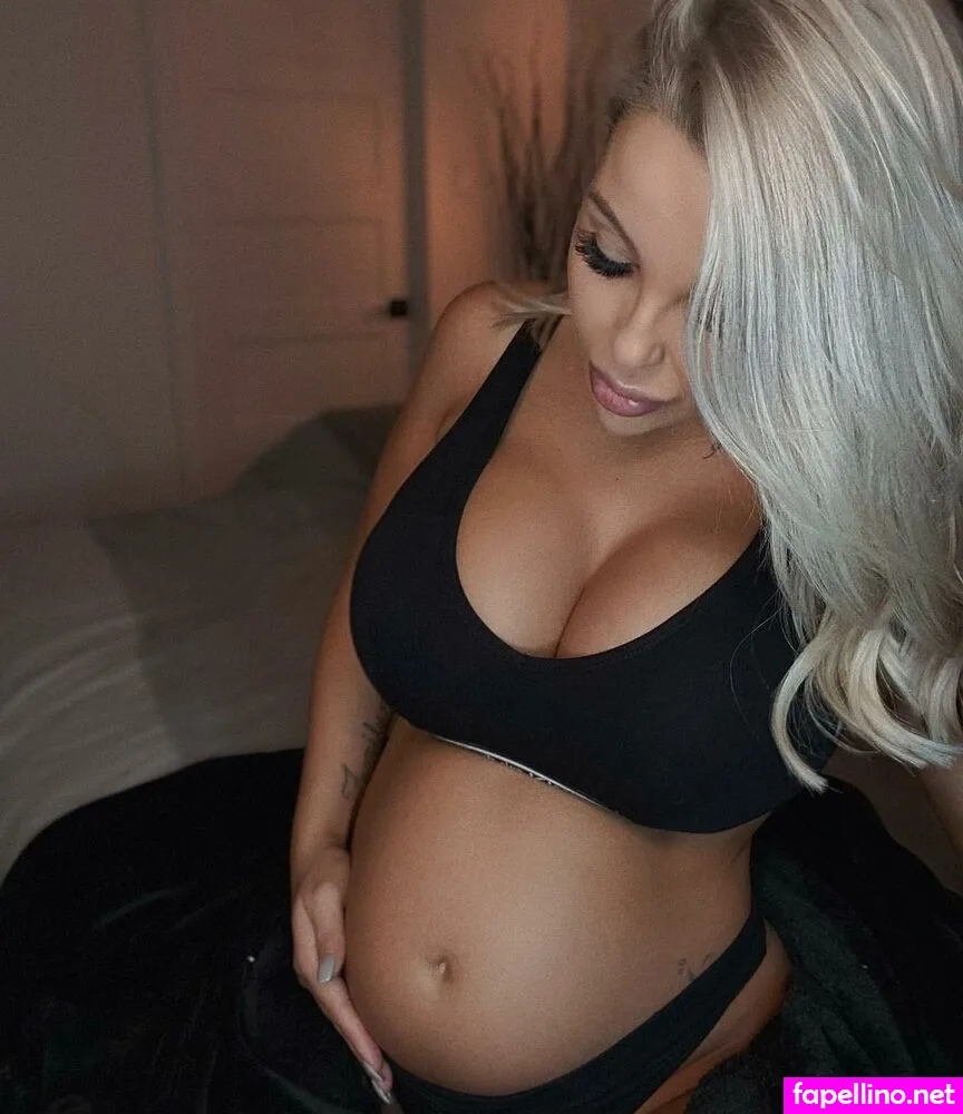 Andree-Anne Perron, andreeanneperr, andreeanneperr_ Nude Leaked OnlyFans Photo #CgNaLM0ZdE