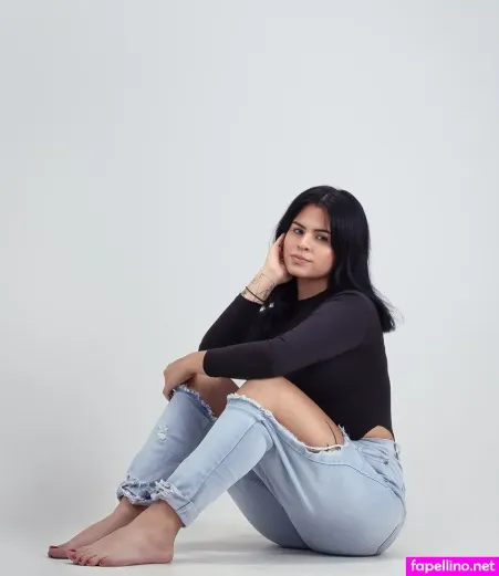 Andreina Bello OnlyFans Thumbnail #aIZtEDZexj