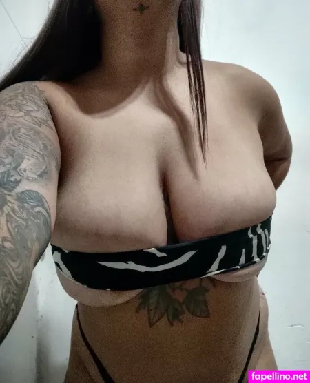 Andreita Xx OnlyFans Thumbnail #2Ia4uRyciq