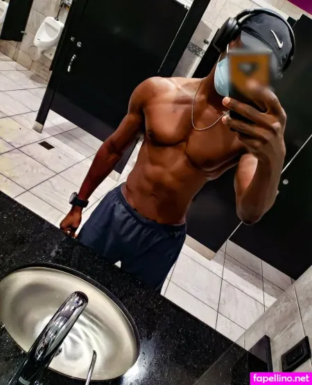 Andreshenri OnlyFans Thumbnail #KjAOAnuBSc
