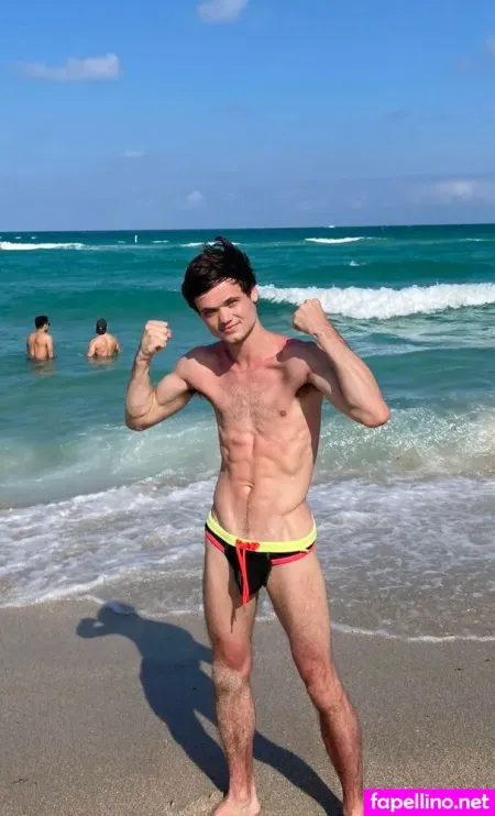 Andrewrobins229 OnlyFans Thumbnail #D7iXIQ2BZC