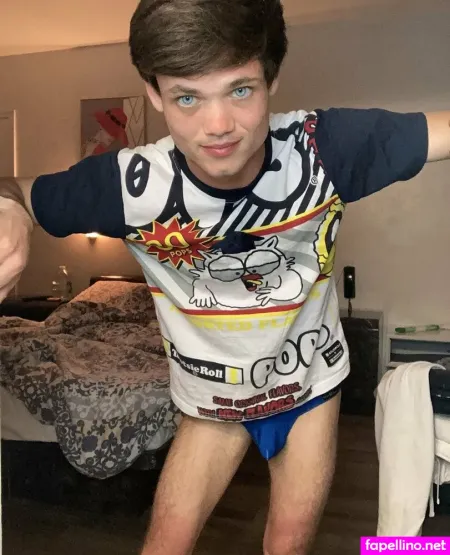 Andrewrobins229 OnlyFans Thumbnail #FXoRD3JUkh