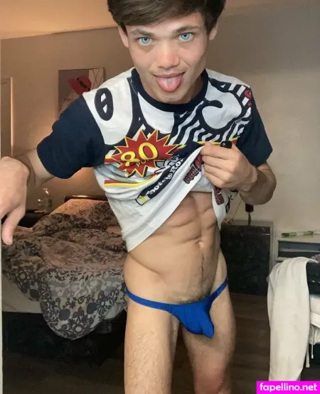 Andrewrobins229 OnlyFans Thumbnail #GmORDddRll