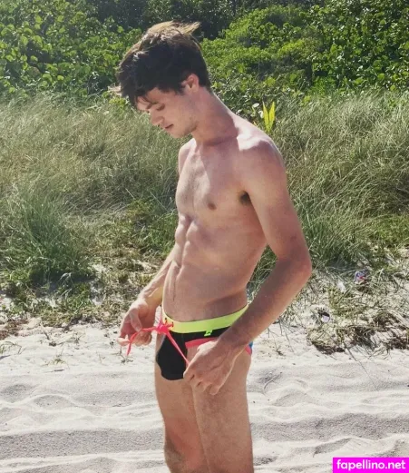 Andrewrobins229 OnlyFans Thumbnail #PVfktch4Ao