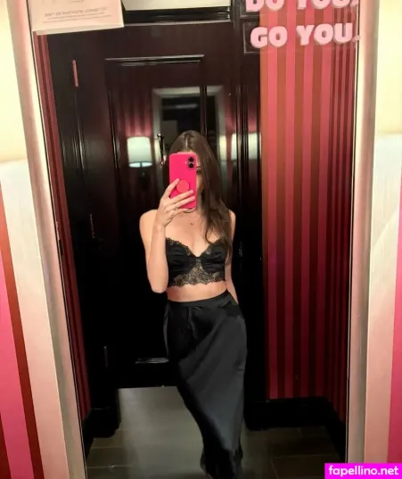 Andruskasweeet OnlyFans Thumbnail #yToJB9CxGP