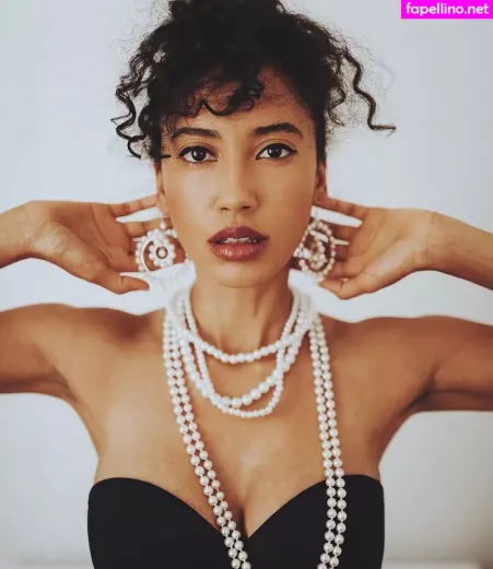 Andy Allo OnlyFans Thumbnail #eROH5qVvoi