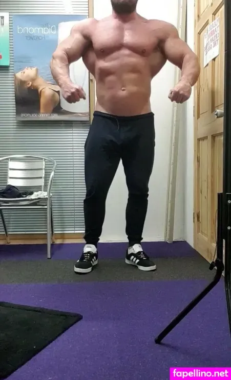 Andyanabolic OnlyFans Thumbnail #H9IUu7BvHE