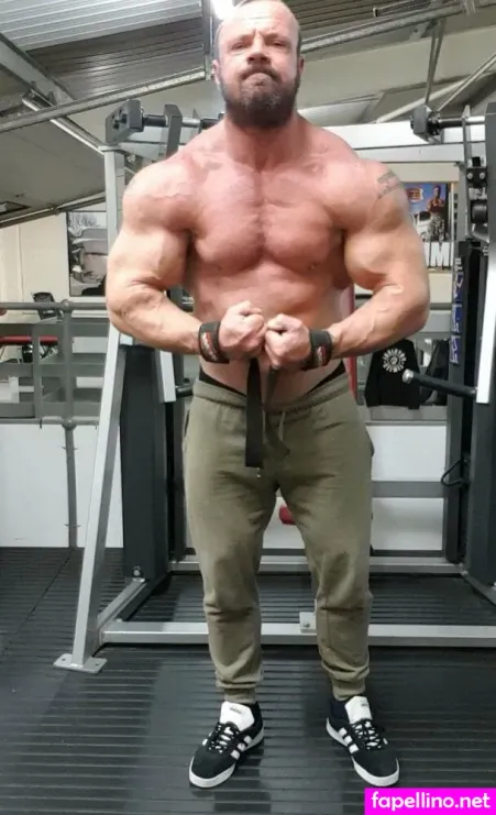 Andyanabolic OnlyFans Thumbnail #Okk3YwsxeV