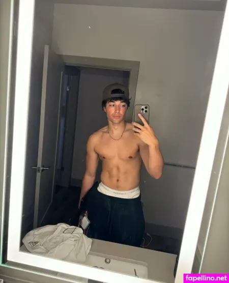 Andystorms OnlyFans Thumbnail #i7ITusg6of