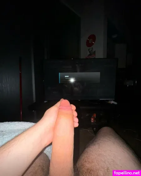 Andywithabigdic OnlyFans Thumbnail #0iDRfXVoLZ