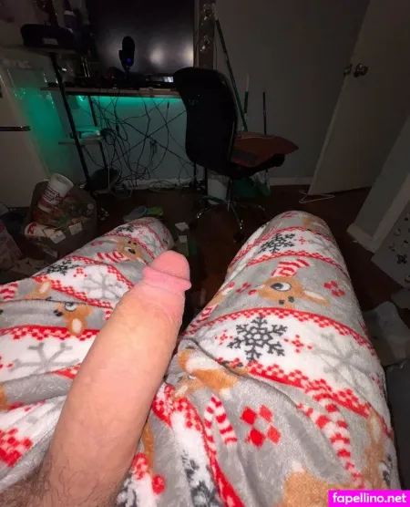 Andywithabigdic OnlyFans Thumbnail #8OuWET0Qmu