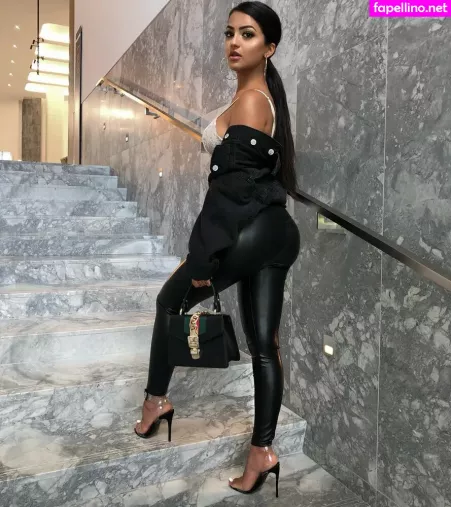 Aneeqa Farid OnlyFans Thumbnail #m19CJiguZ0