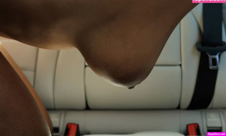 Angel Avril OnlyFans Thumbnail #2d5doghCFQ