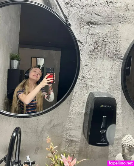 Angel Crystal 1 OnlyFans Thumbnail #e8jpAAVhml