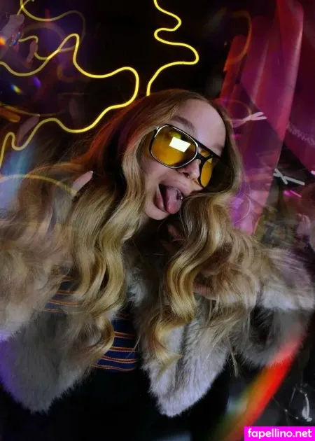 Angel Crystal 1 OnlyFans Thumbnail #mmm8mDQzpT