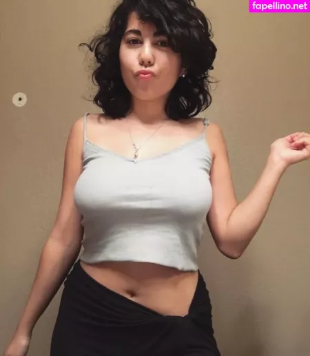 Angel Isais OnlyFans Thumbnail #2iDWcCssHz