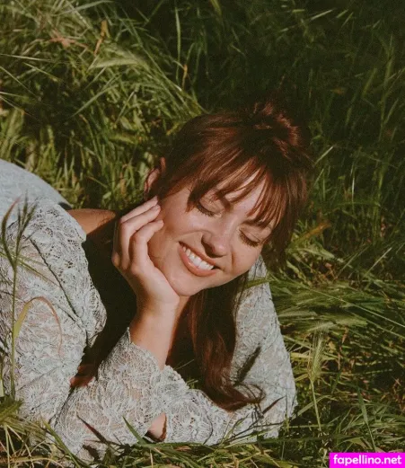 Angel Olsen OnlyFans Thumbnail #e60wMfjzVH