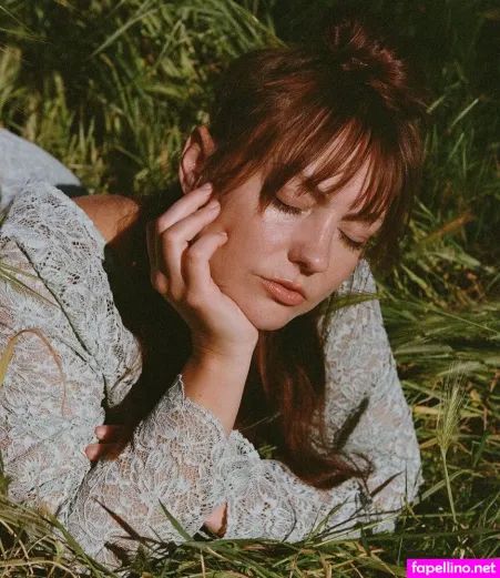 Angel Olsen OnlyFans Thumbnail #oSdMLasIqN