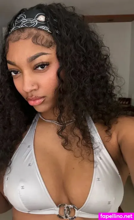 Angel Reese OnlyFans Thumbnail #CaE8bW8ApQ