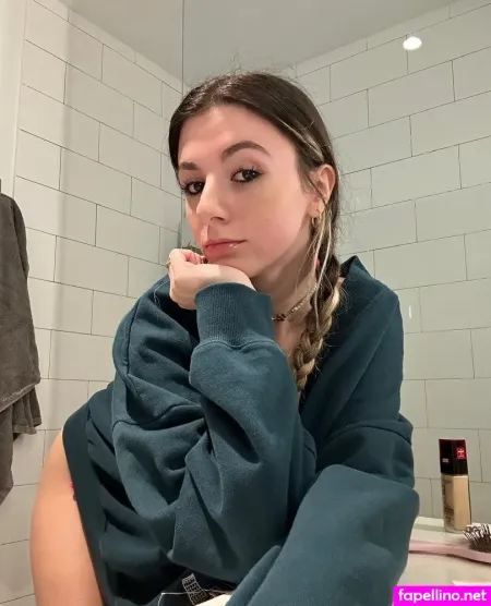 Angel Ryan OnlyFans Thumbnail #A9Q5emGQiu