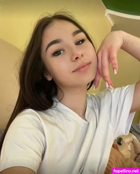 Angel Youngone OnlyFans Thumbnail #kLZzAinGj1