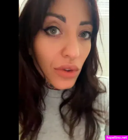 Angela Di Gregorio OnlyFans Thumbnail #b3s9n9KyWc